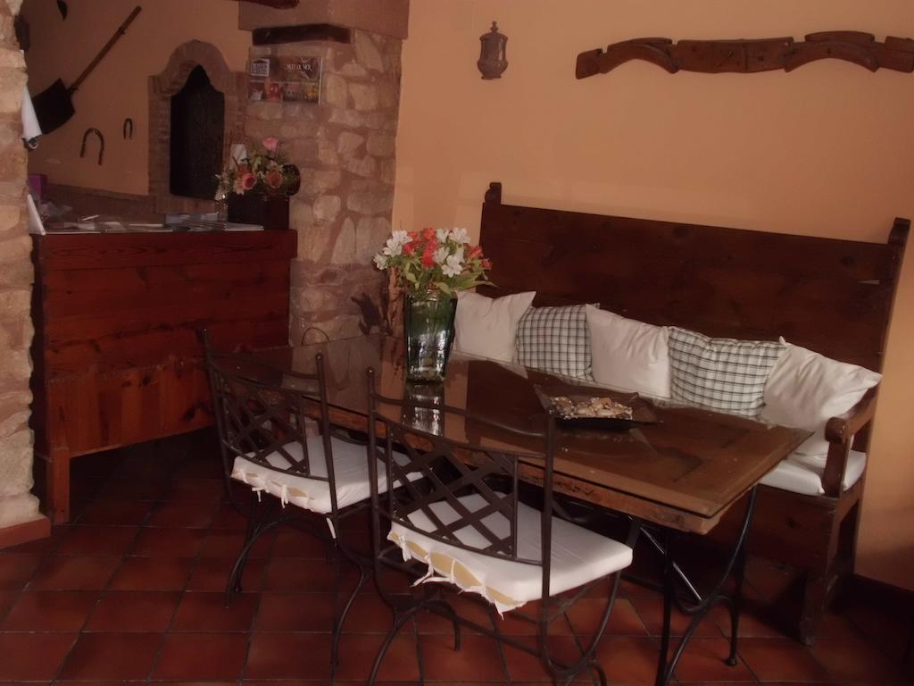 Alojamiento Rural Tres Palacios Molina de Aragón Kültér fotó